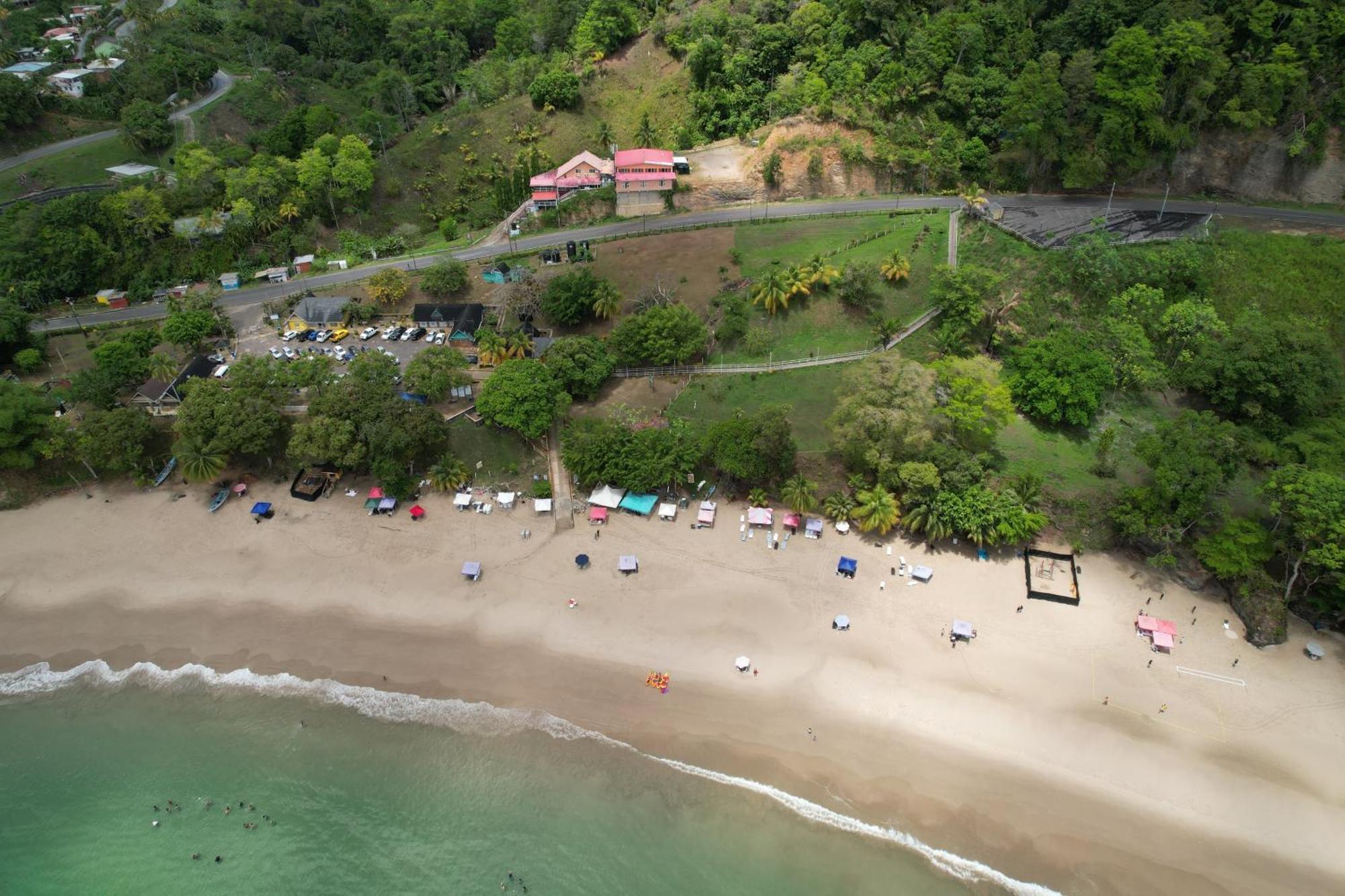 Las Cuevas Beach Lodge Экстерьер фото