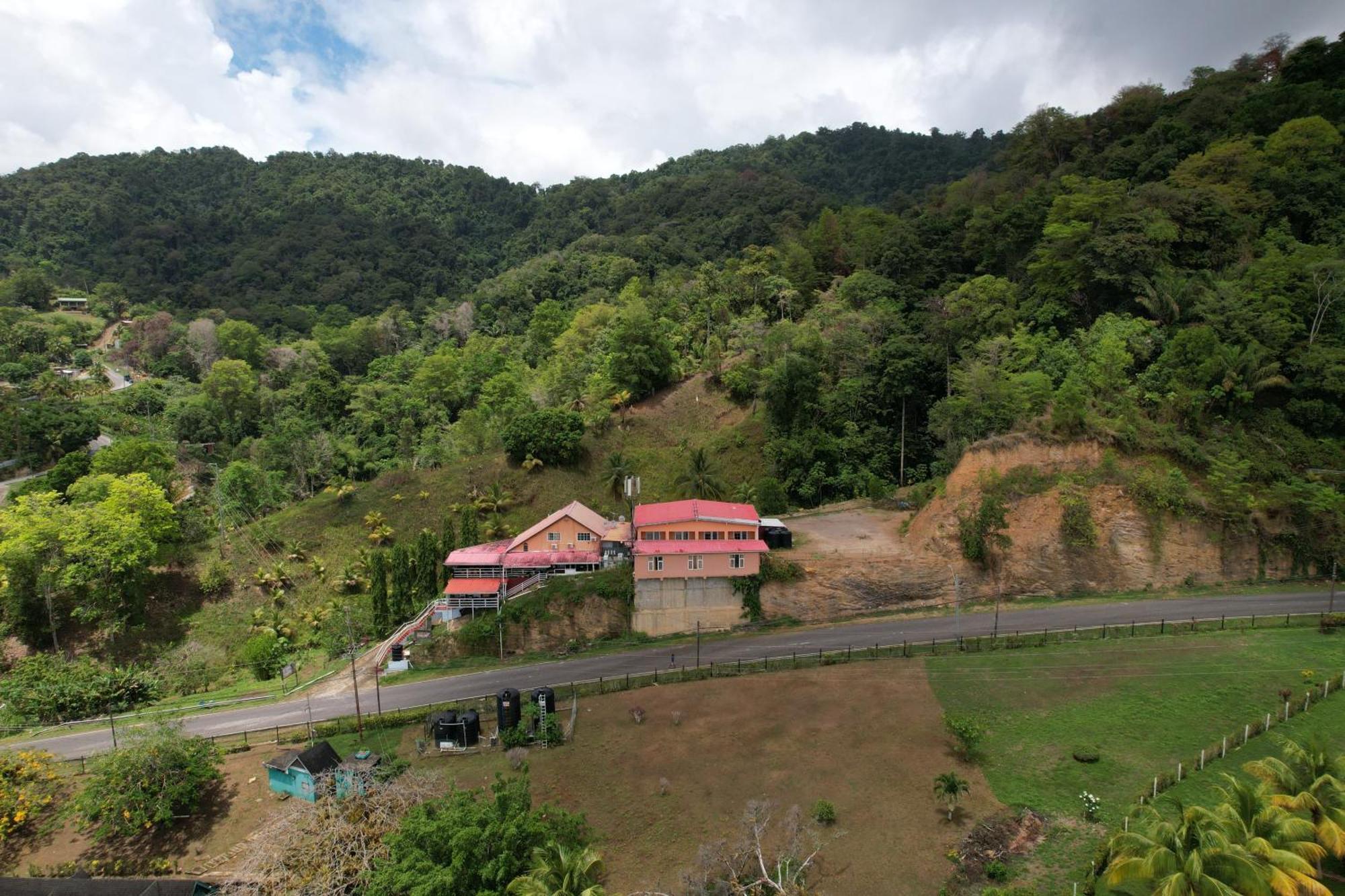 Las Cuevas Beach Lodge Экстерьер фото